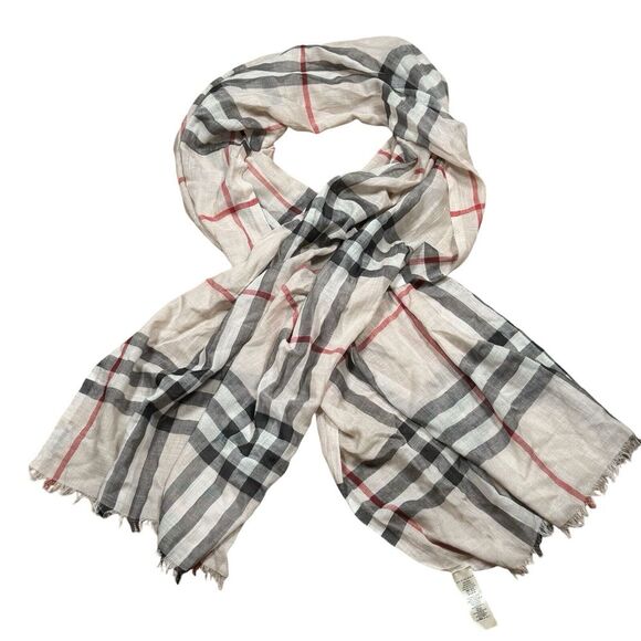 Burberry Giant Check 51% Wool, 49% Silk - Lightweight Scarf - 220 x 70 cm Italy - Picture 1 of 4
